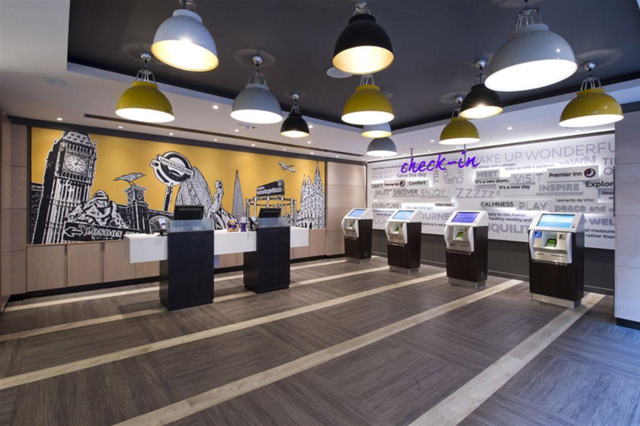 Premier Inn London King'S Cross Экстерьер фото