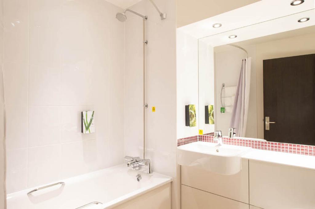 Premier Inn London King'S Cross Экстерьер фото