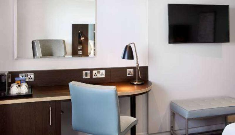 Premier Inn London King'S Cross Экстерьер фото